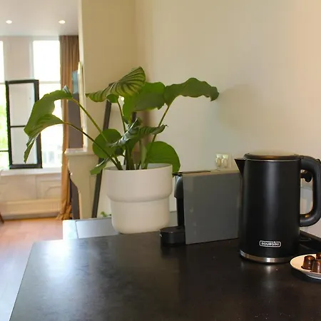 The Canalview Retreat 4* アムステルダム