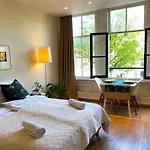 The Canalview Retreat Guest house Amsterdam