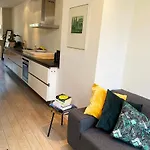 The Canalview Retreat Amsterdam