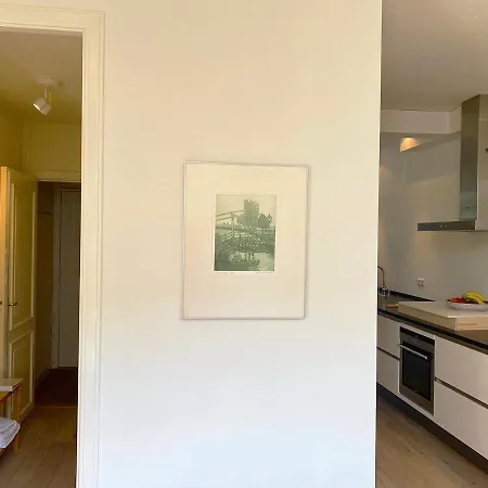 The Canalview Retreat 4* Amszterdam